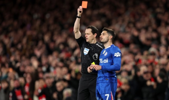 yl23455永利中国有限公司-英足总官方指控佩德罗·内托辱骂裁判，需在3月9日周一前做出回应